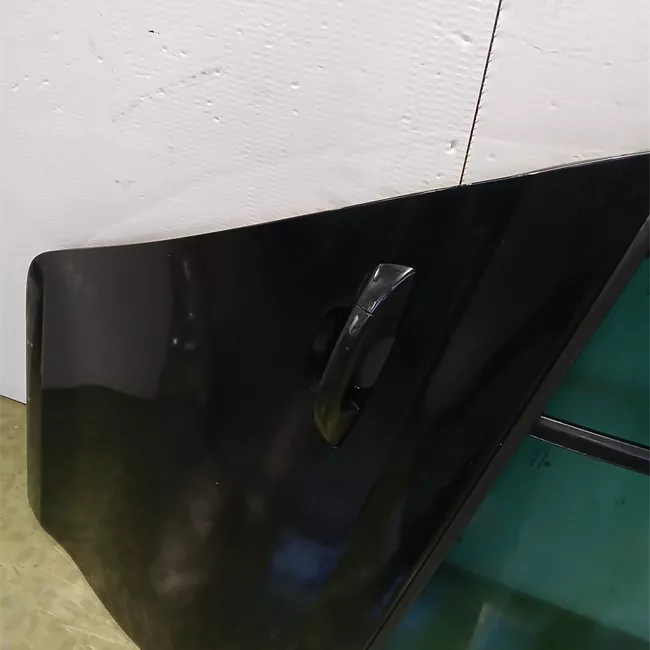 Porta posteriore destra