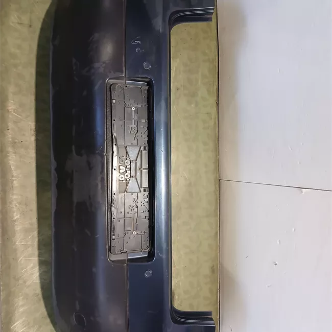 Paraurti posteriore con sensore parcheggio primer