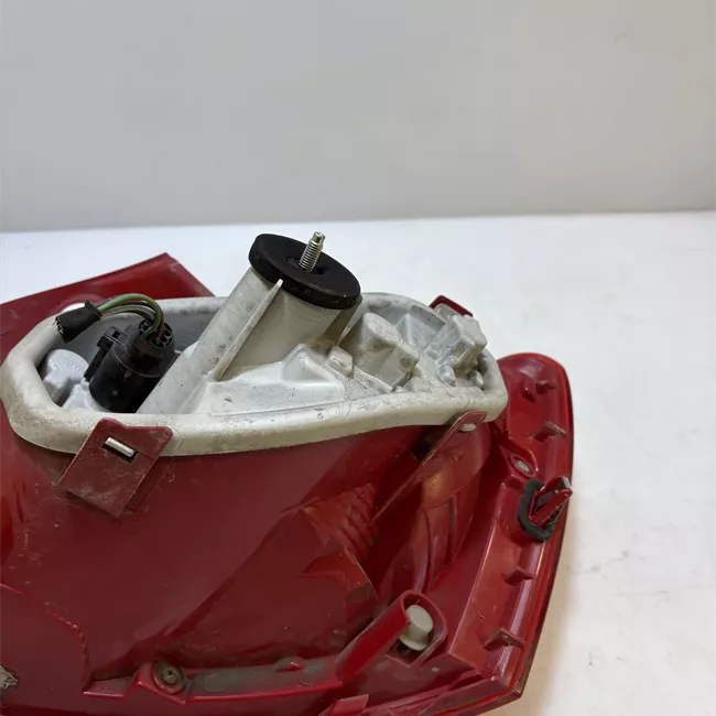 Fanale posteriore sinistro