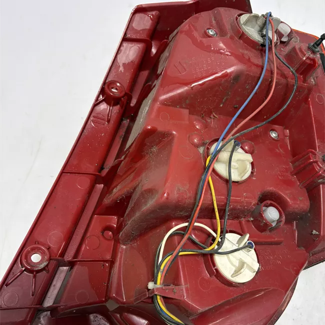 Fanale posteriore sinistro