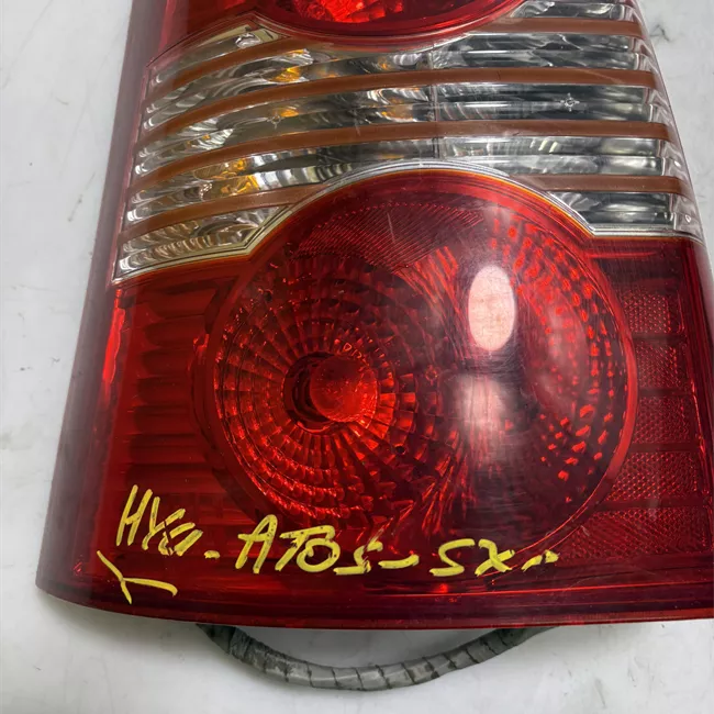 Fanale posteriore sinistro