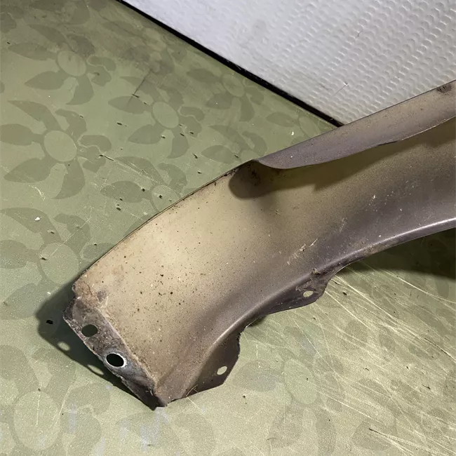 Parafango anteriore sinistro