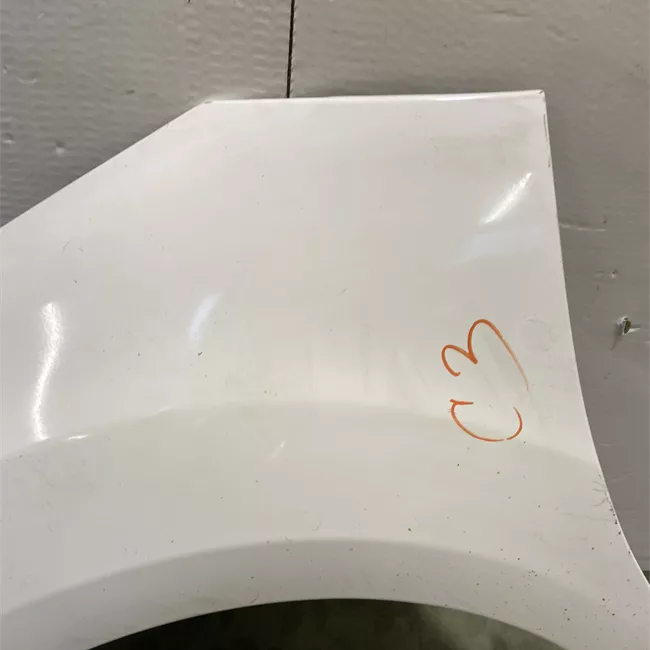 Parafango anteriore sinistro