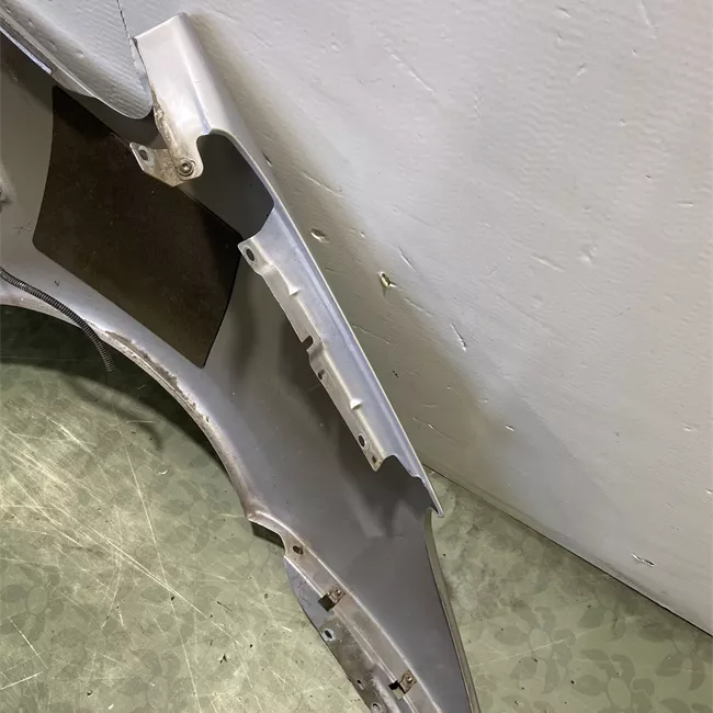 Parafango anteriore sinistro