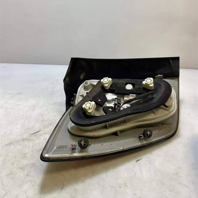 Fanale posteriore destro HELLA