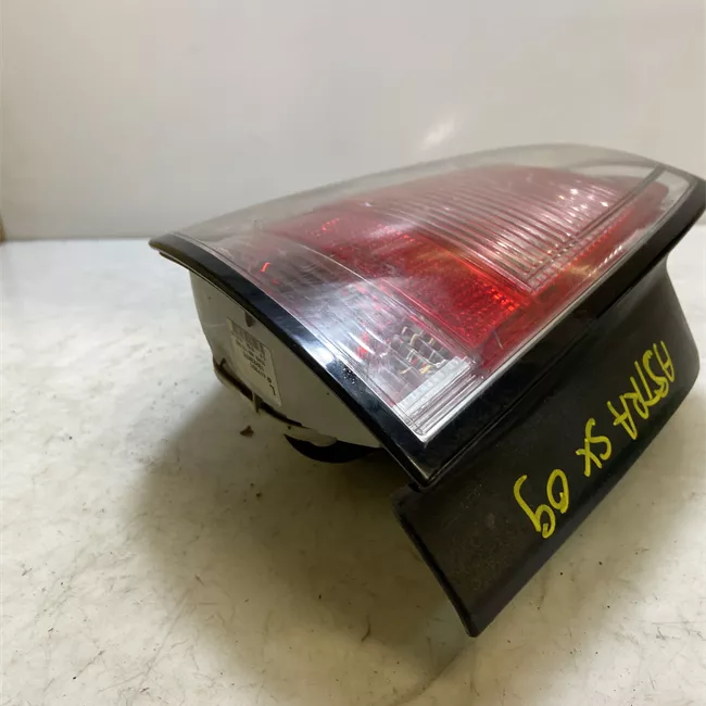 Fanale posteriore sinistro HELLA