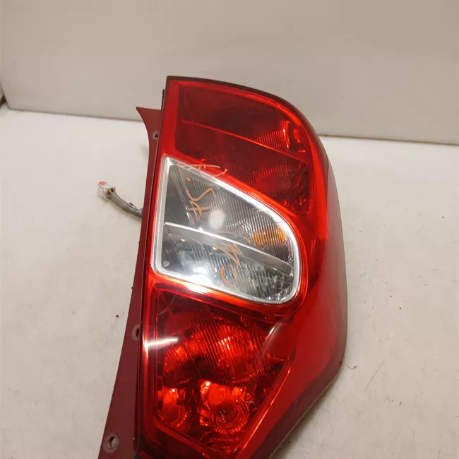 Fanale posteriore sinistro