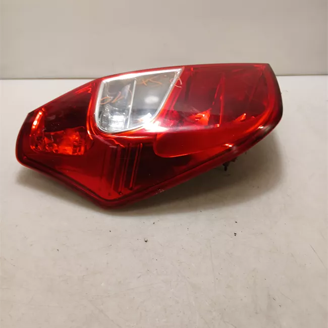 Fanale posteriore sinistro