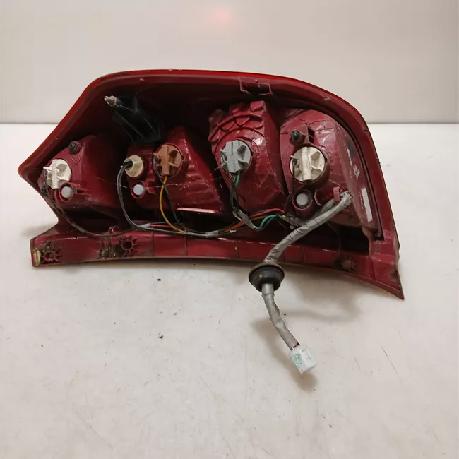 Fanale posteriore sinistro