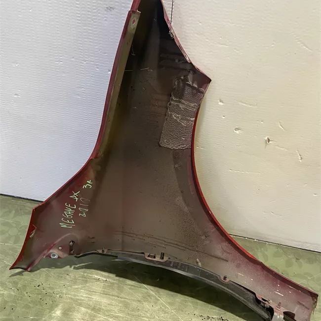 Parafango anteriore sinistro ea2;ea3;ea4;eag