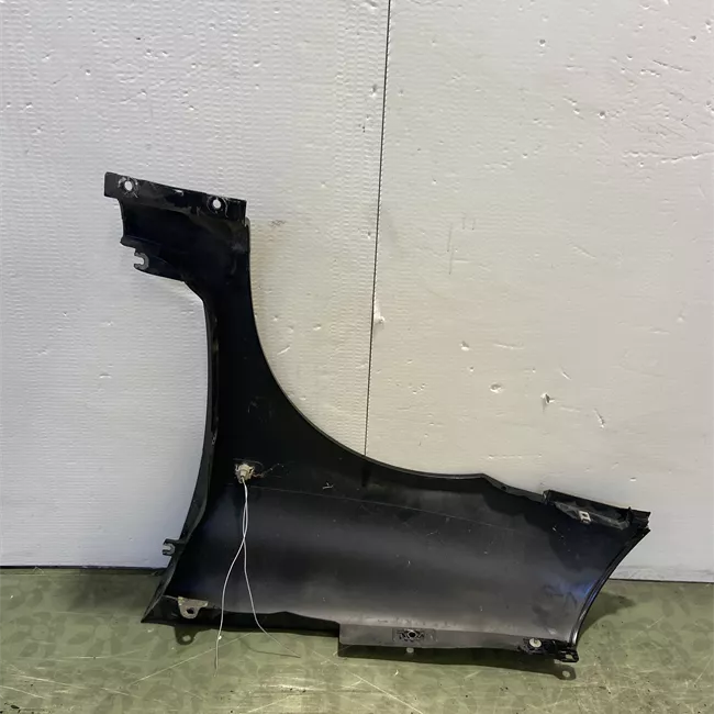 Parafango anteriore destro