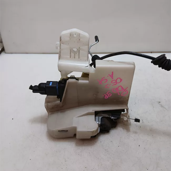 Serratura porta anteriore sinistra