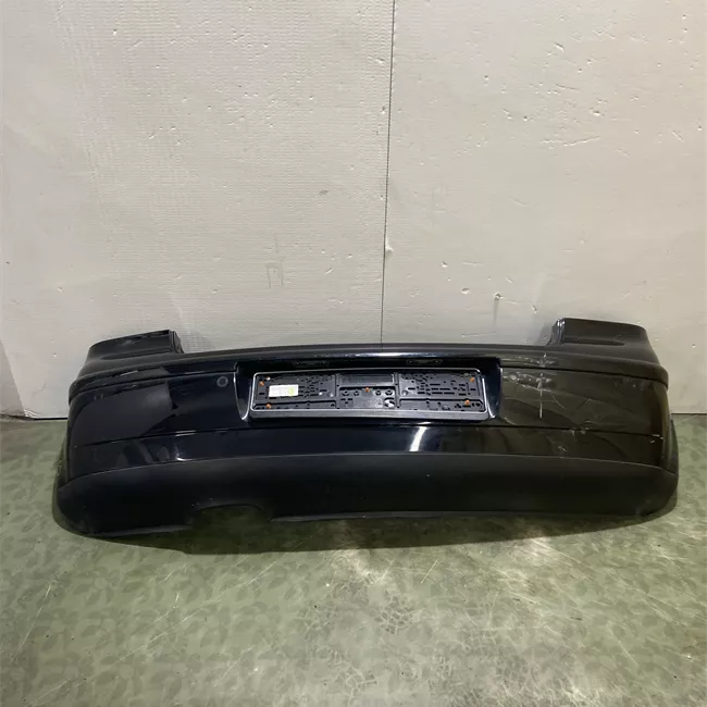 Paraurti posteriore con sensore parcheggio