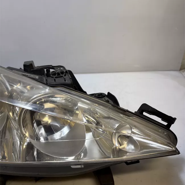 Proiettore destro Direzionale