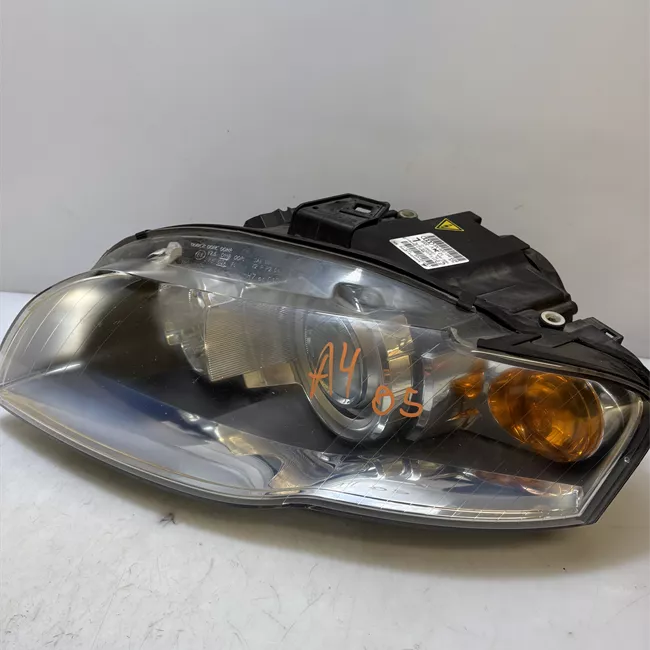 Proiettore sinistro Bi-xeno