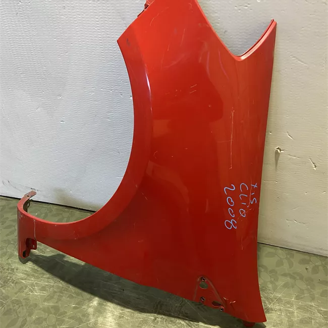 Parafango anteriore sinistro cerchi 15