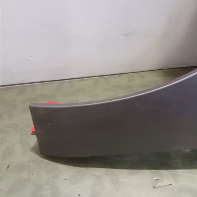 Parafango anteriore sinistro