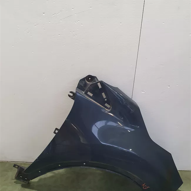 Parafango anteriore destro