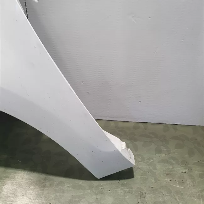 Parafango anteriore sinistro