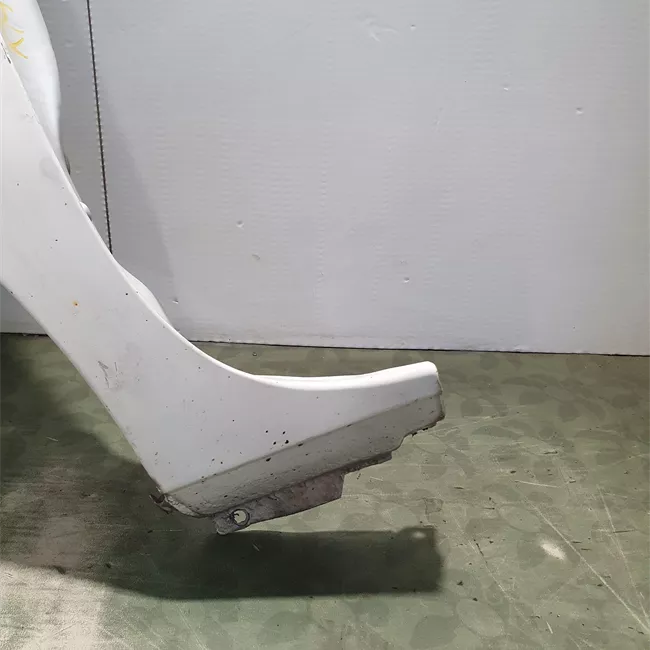 Parafango anteriore sinistro