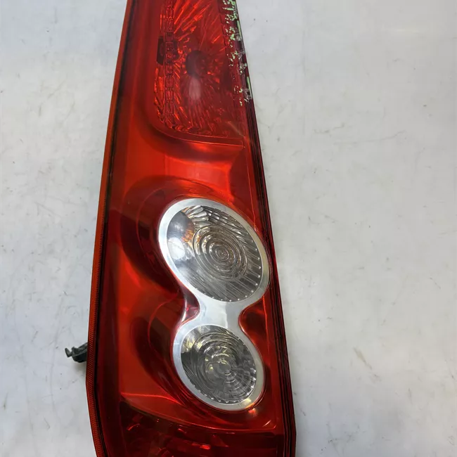 Fanale posteriore sinistro