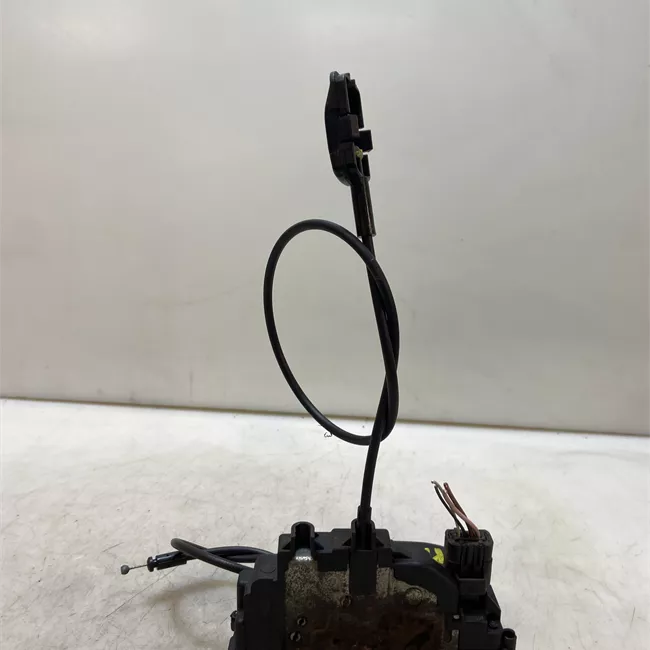 Serratura chiusura centralizzata porta posteriore sinistra