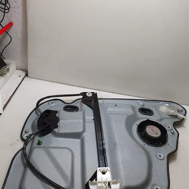 Alzacristallo porta posteriore sinistro