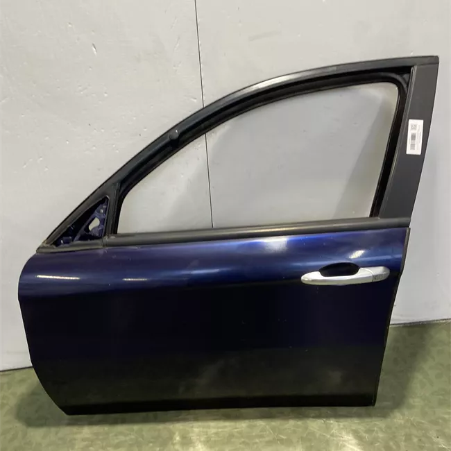 Porta anteriore sinistra