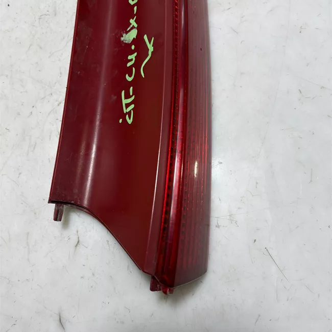 Fanale posteriore parte superiore destro