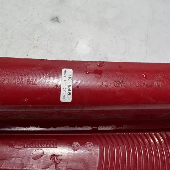 Fanale posteriore parte superiore destro