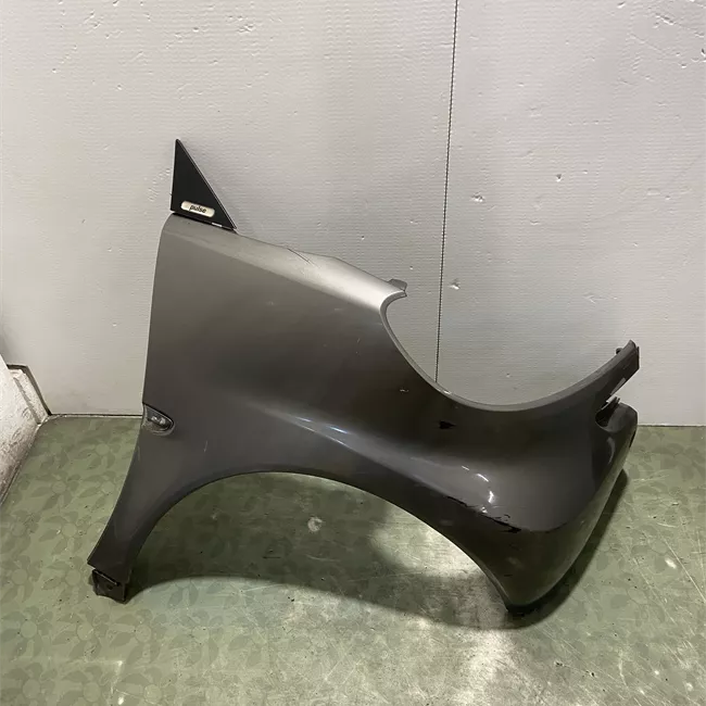 Parafango anteriore destro River silver