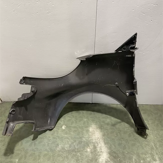 Parafango anteriore destro River silver