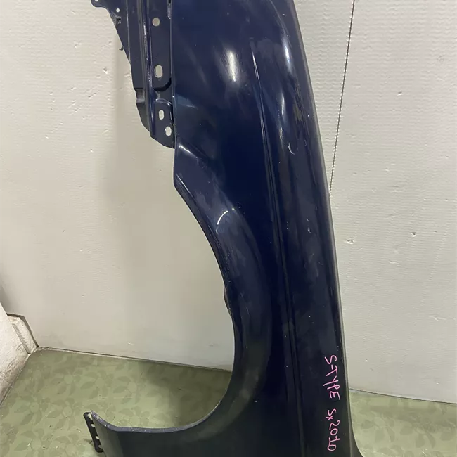 Parafango anteriore sinistro