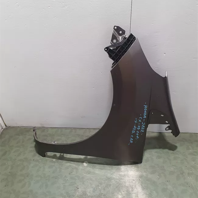 Parafango anteriore sinistro