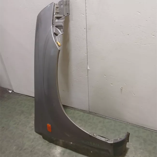 Parafango anteriore destro 09/03>10/05 <