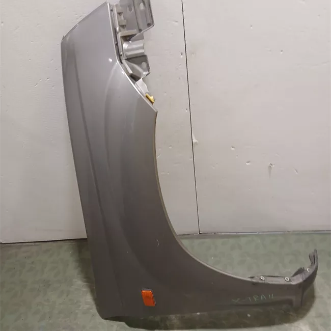 Parafango anteriore destro 09/03>10/05 <