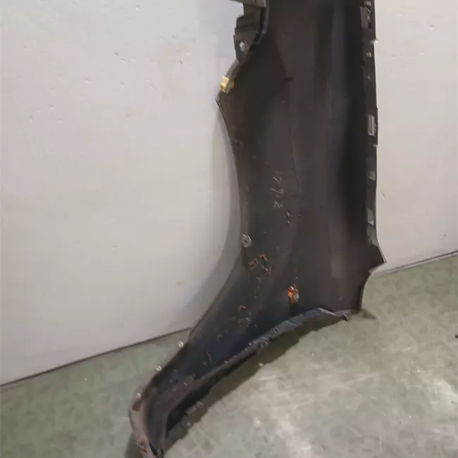 Parafango anteriore destro 09/03>10/05 <