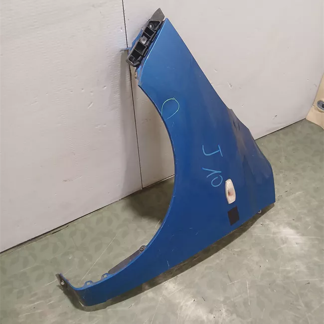 Parafango anteriore sinistro