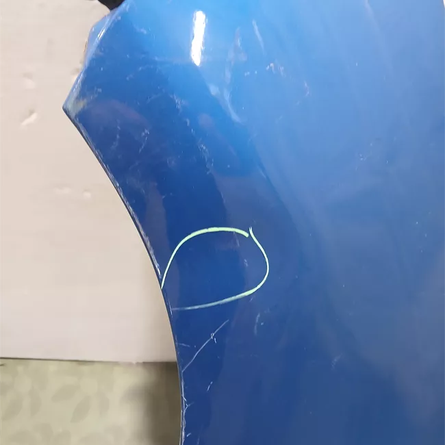 Parafango anteriore sinistro