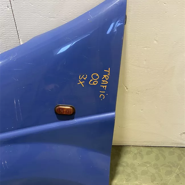 Parafango anteriore sinistro