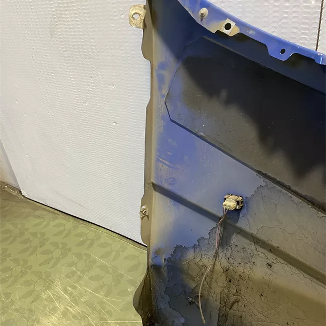 Parafango anteriore sinistro