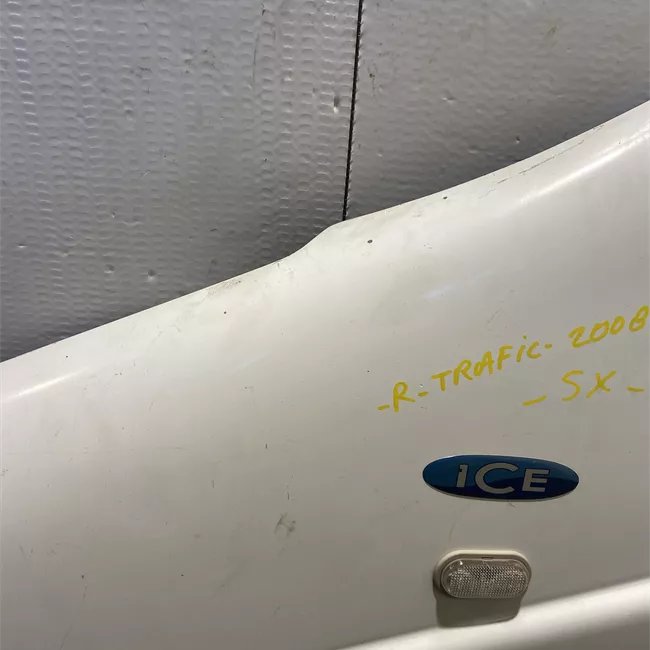 Parafango anteriore sinistro