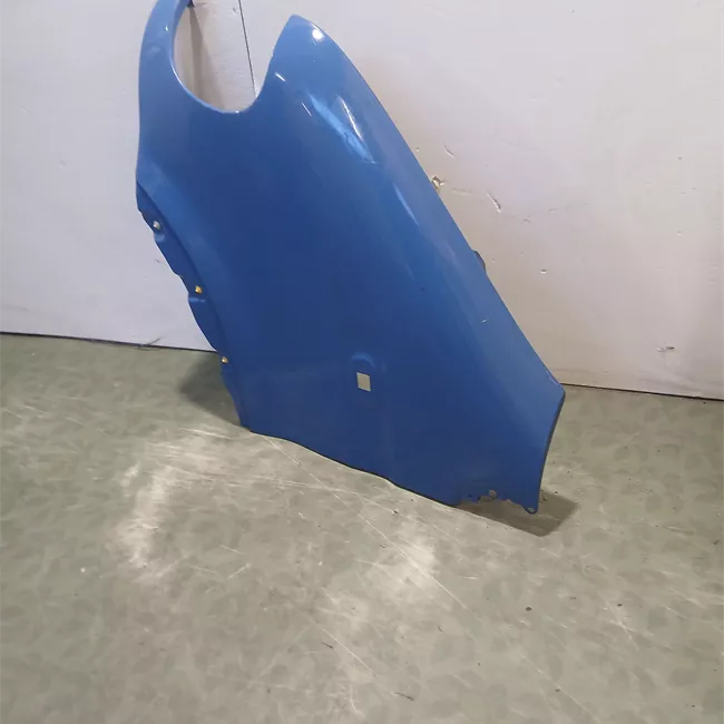 Parafango anteriore sinistro