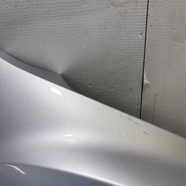 Parafango anteriore destro