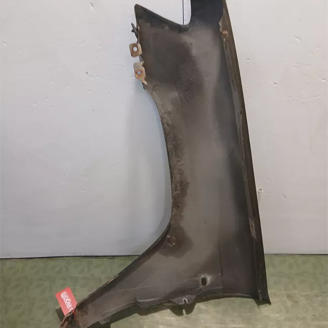 Parafango anteriore destro