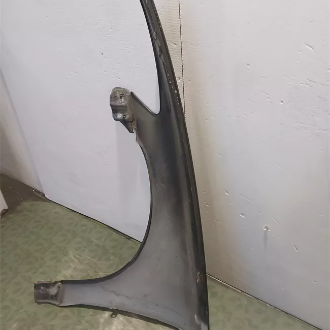 Parafango anteriore destro