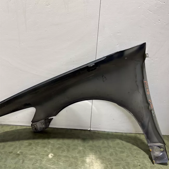 Parafango anteriore destro