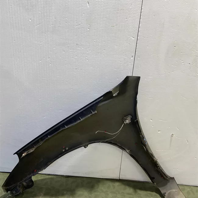 Parafango anteriore destro 07-03>05<