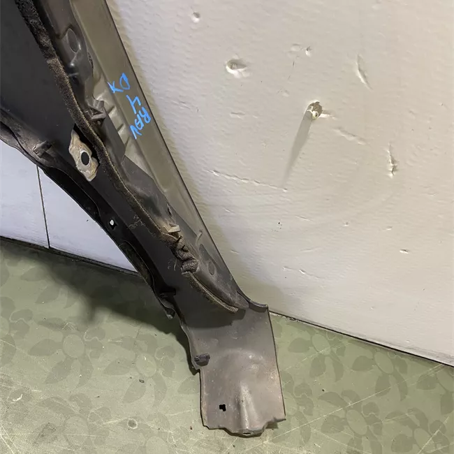 Parafango anteriore destro 07-03>05<