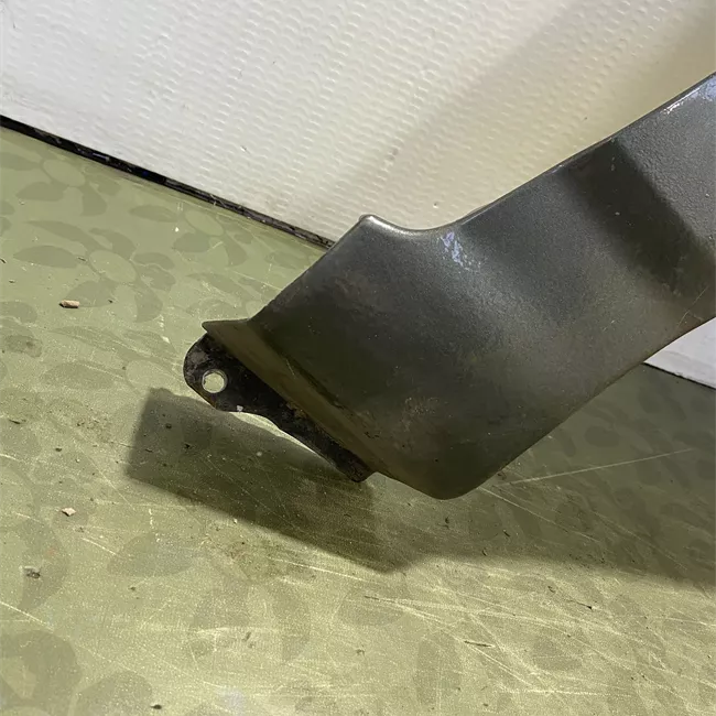 Parafango anteriore destro